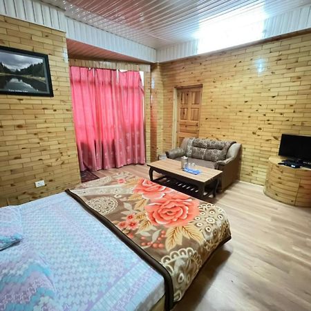 Hotel Snowflake ناركاندا المظهر الخارجي الصورة