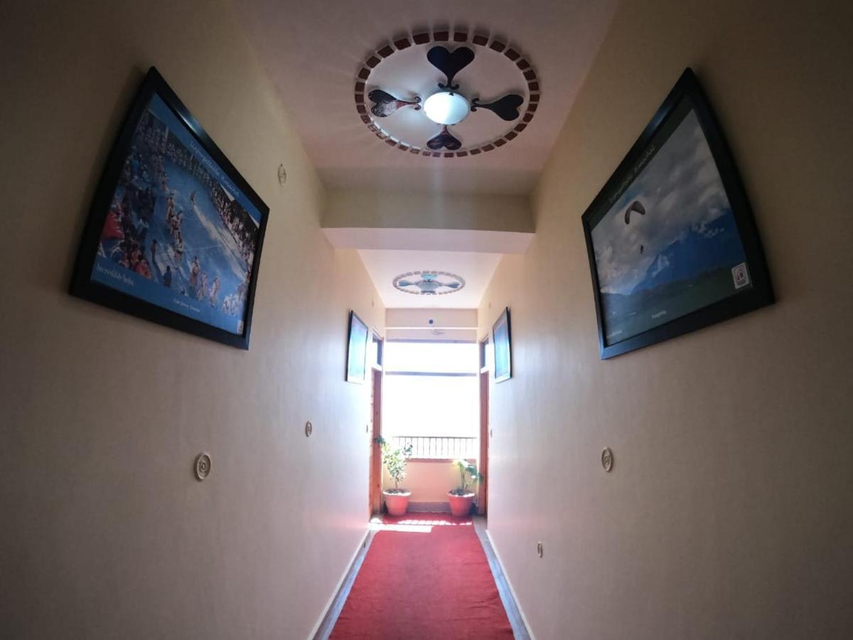 Hotel Snowflake ناركاندا المظهر الخارجي الصورة
