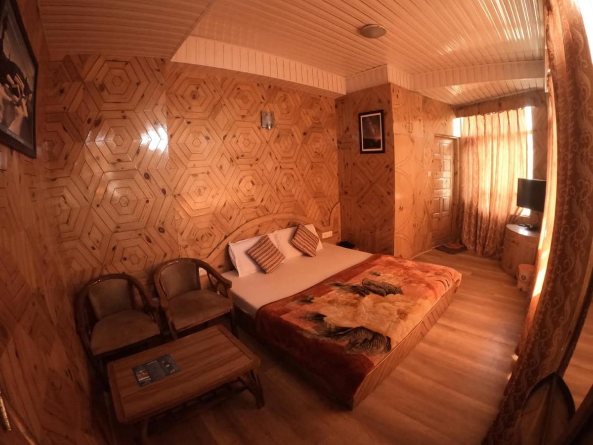 Hotel Snowflake ناركاندا المظهر الخارجي الصورة