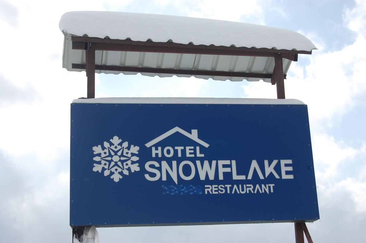 Hotel Snowflake ناركاندا المظهر الخارجي الصورة